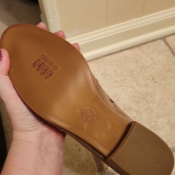 Michael Kors Women's "Uma" Tan Laser Cut Suede Boho Ankle Boots Booties Size 8.5 - Picture 8 of 11